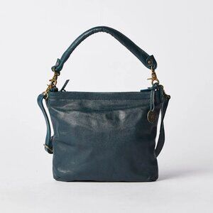 CLEARANCE SALE: Wanderers Travel Co. Athens Grande Cross Body